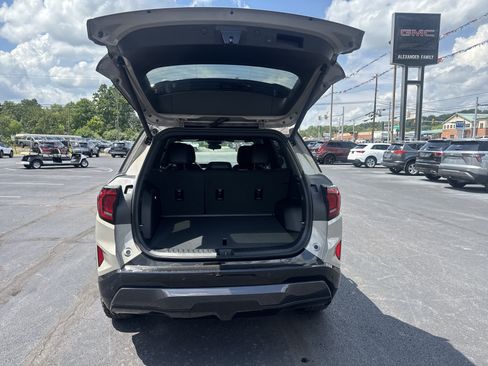 New 2027 GMC Terrain AT4 w/ Convenience Package III AWD/4WD image 5