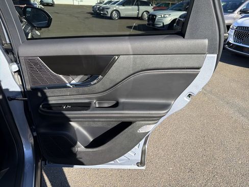 Certified 2022 Lincoln Corsair AWD w/ Premium Package image 16