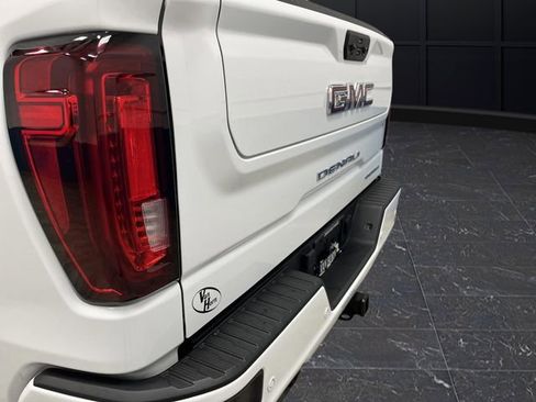 Used 2023 GMC Sierra 1500 Denali w/ Denali Reserve Package image 39