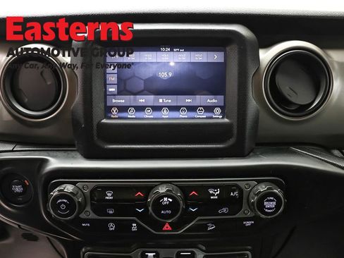 Used 2018 Jeep Wrangler Unlimited Sport S image 12