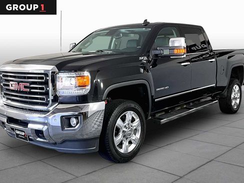 Used 2018 GMC Sierra 2500 SLT AWD/4WD image 1