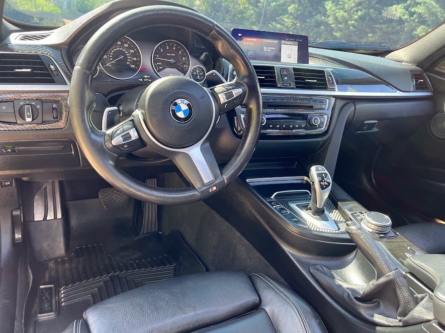 Used 2018 BMW 340i xDrive Sedan w/ Premium Package AWD/4WD image 10