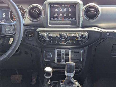 Used 2023 Jeep Gladiator Sport AWD/4WD image 14