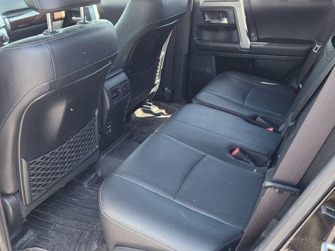 Used 2019 Toyota 4Runner Limited w/ Preferred Accessory Package AWD/4WD image 15