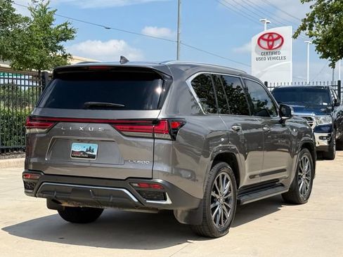 Used 2024 Lexus LX 600 F Sport AWD/4WD image 4