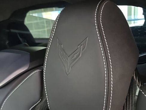 Used 2023 Chevrolet Corvette Stingray Premium Cpe w/ Stealth Interior Trim Package RWD image 27