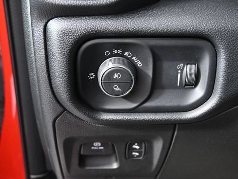 Used 2022 RAM 1500 Big Horn AWD/4WD image 23