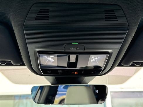 Certified 2022 Volkswagen ID.4 Pro S w/ Gradient Package image 36