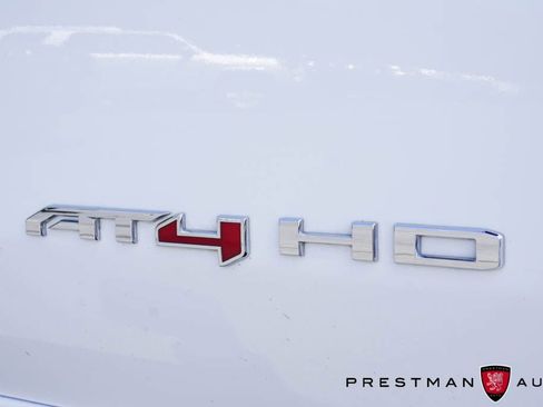 Used 2023 GMC Sierra 2500 AT4 w/ AT4 Premium Plus Package AWD/4WD image 17