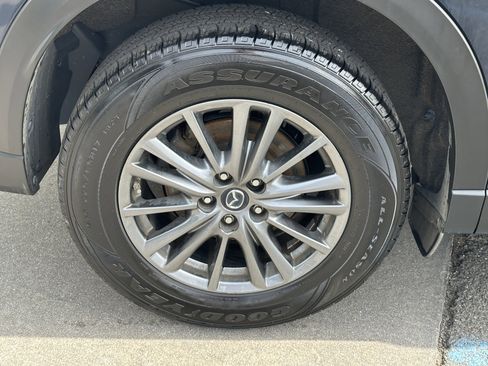 Used 2019 MAZDA CX-5 Touring image 11