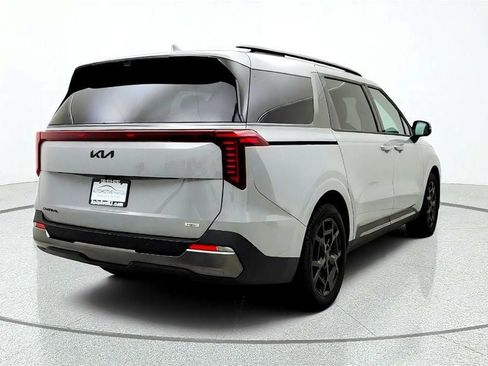 Used 2026 Kia Carnival SX Prestige FWD image 5