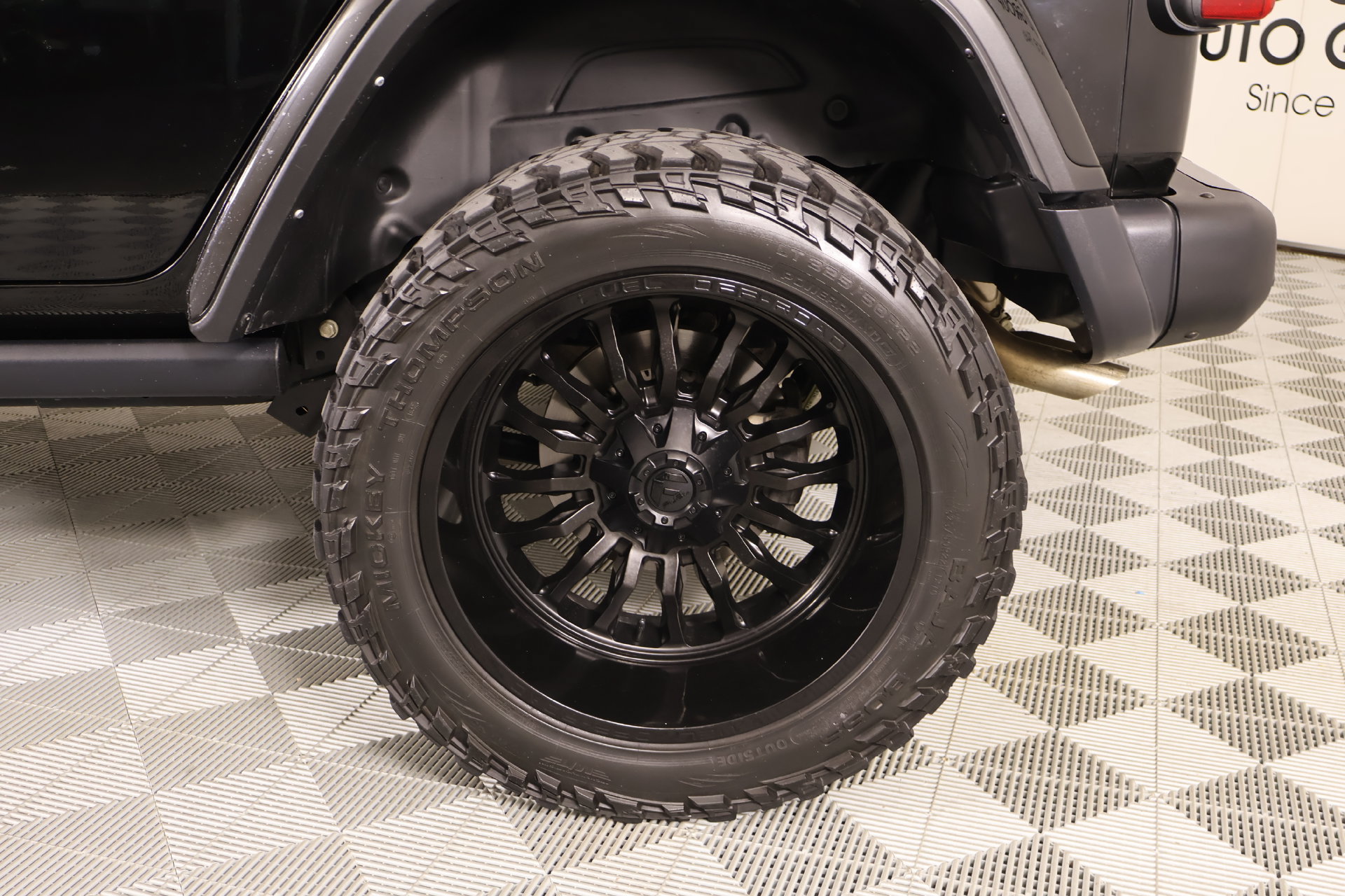 Used 2024 Jeep Wrangler Unlimited Rubicon 392 AWD/4WD image 19
