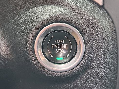 Certified 2023 Chevrolet Silverado 1500 Custom image 21