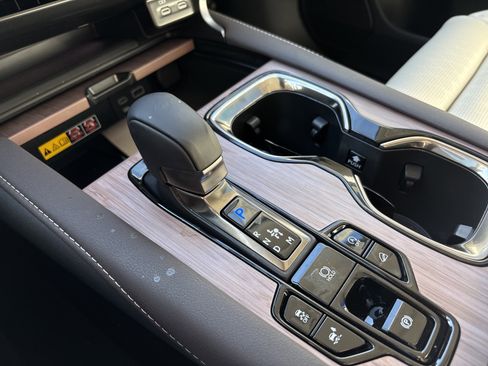 Used 2025 Lexus RX 350 AWD w/ Convenience Package image 26