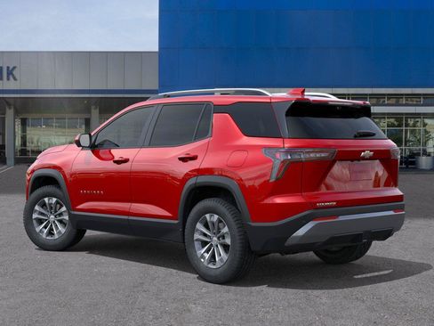 New 2026 Chevrolet Equinox LT w/ Safety and Technology Package FWD image 3