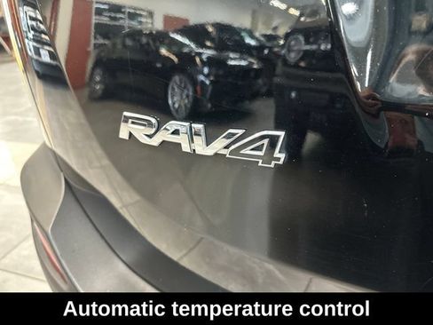 Used 2014 Toyota RAV4 XLE AWD/4WD image 10