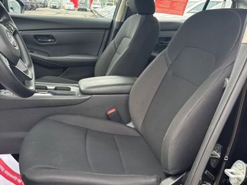 Certified 2025 Nissan Sentra S FWD image 9