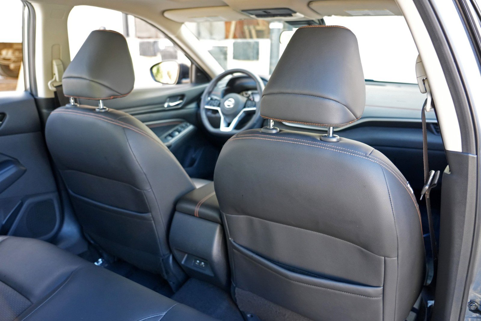 Used 2021 Nissan Altima 2.5 SR w/ SR Premium Package FWD image 32