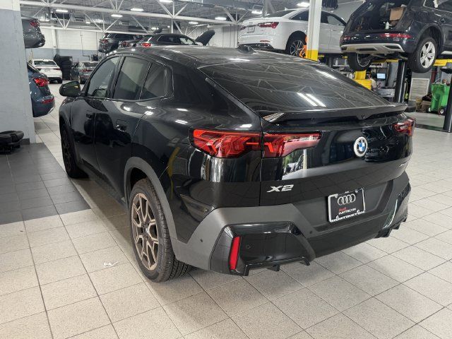Used 2025 BMW X2 xDrive28i w/ Convenience Package AWD/4WD image 7