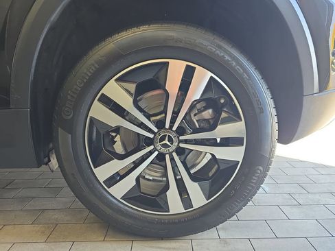 Certified 2025 Mercedes-Benz GLA 250 image 33