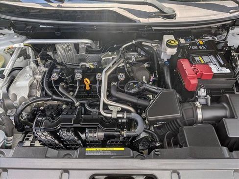 Used 2021 Nissan Rogue SV FWD image 24