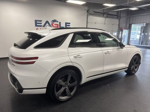 Used 2023 Genesis GV70 3.5T Sport w/ Sport Prestige Package image 12