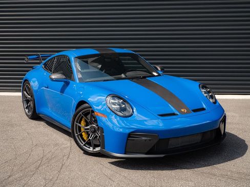 Certified 2026 Porsche 911 GT3 w/ Weissach Package RWD image 22