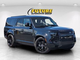 Used 2025 Land Rover Defender 130 X-Dynamic SE AWD/4WD video 1