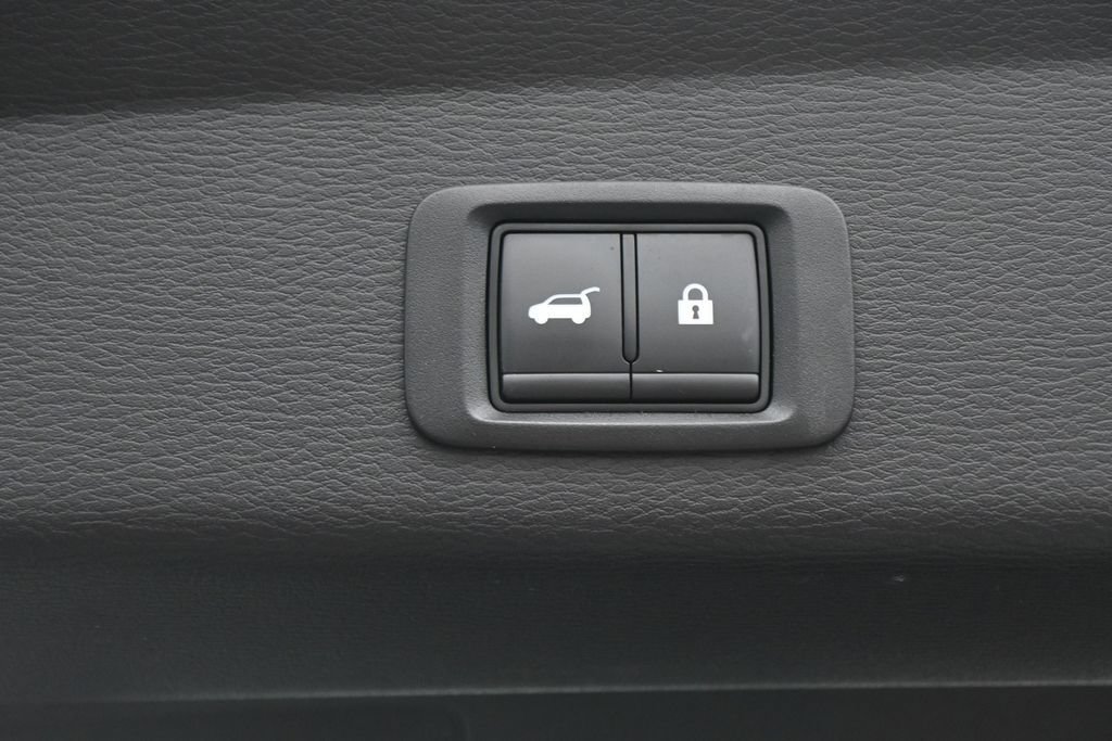 Used 2024 Mitsubishi Outlander SE AWD/4WD image 28