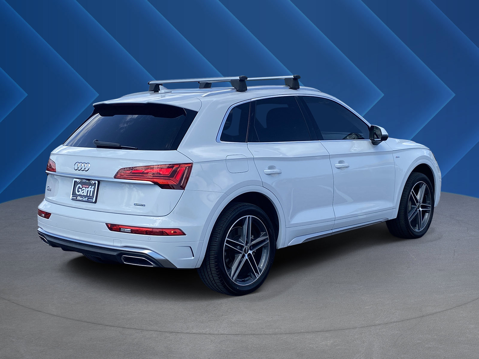 Used 2021 Audi Q5 e Premium w/ Convenience Package AWD/4WD image 3