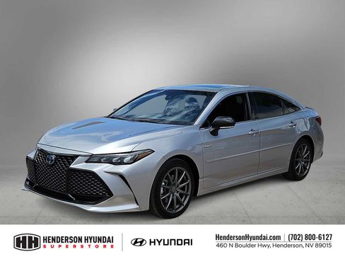 Used 2020 Toyota Avalon XSE w/ Carpet Mat Package FWD image 4