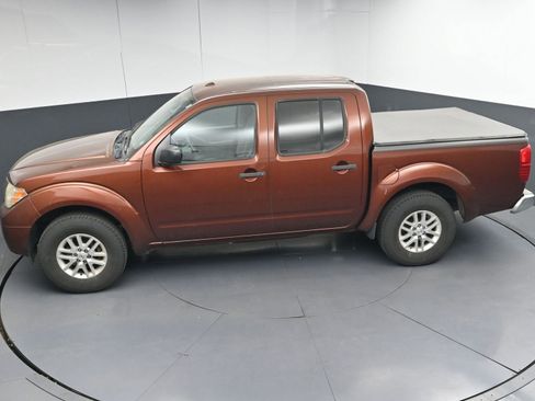Used 2016 Nissan Frontier SV image 33