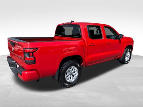Used 2024 Nissan Frontier SV w/ Technology Package AWD/4WD image 5