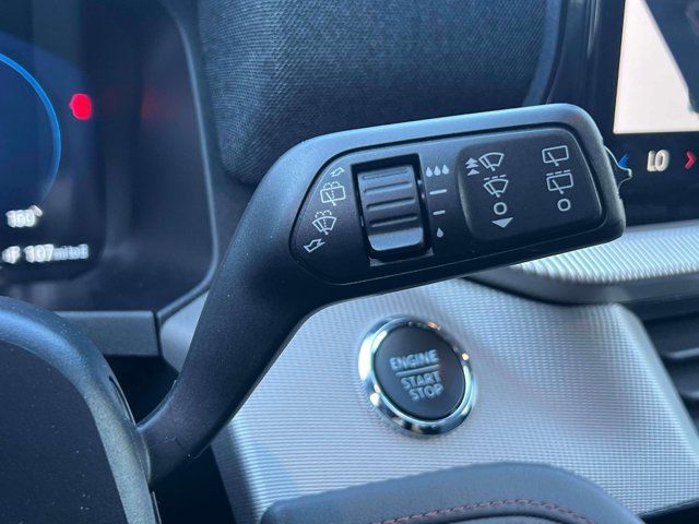 Used 2026 Ford Explorer Active AWD/4WD image 30
