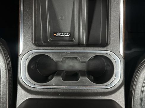 Used 2019 Chevrolet Silverado 1500 High Country w/ Technology Package image 25