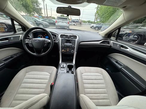 Used 2017 Ford Fusion S FWD image 12