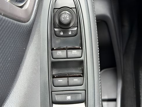 Used 2024 Subaru Forester Premium AWD/4WD image 11