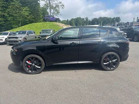 Used 2025 Dodge Hornet R/T AWD/4WD image 2
