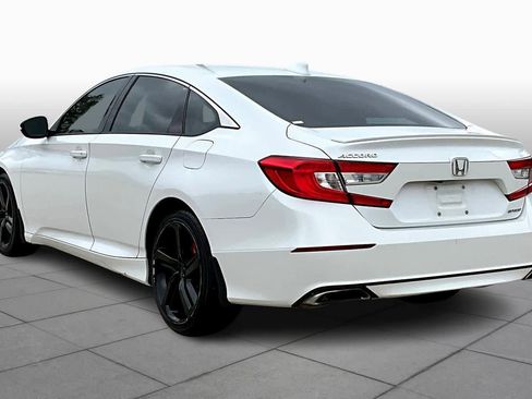 Used 2019 Honda Accord Sport image 12