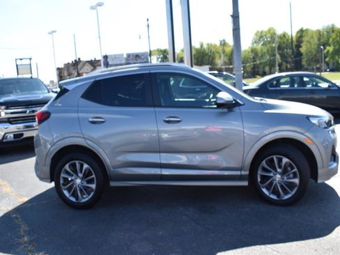 Used 2023 Buick Encore GX Select w/ Sport Touring Package image 4