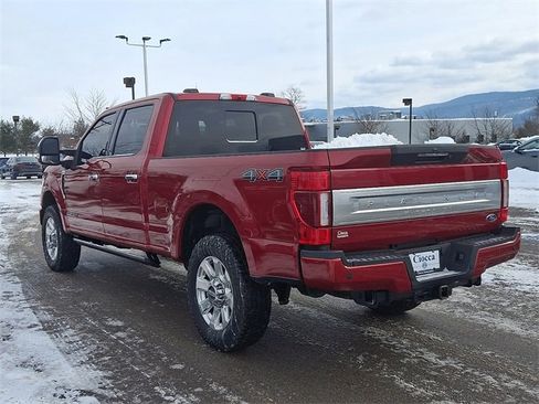 Used 2022 Ford F250 Platinum image 4