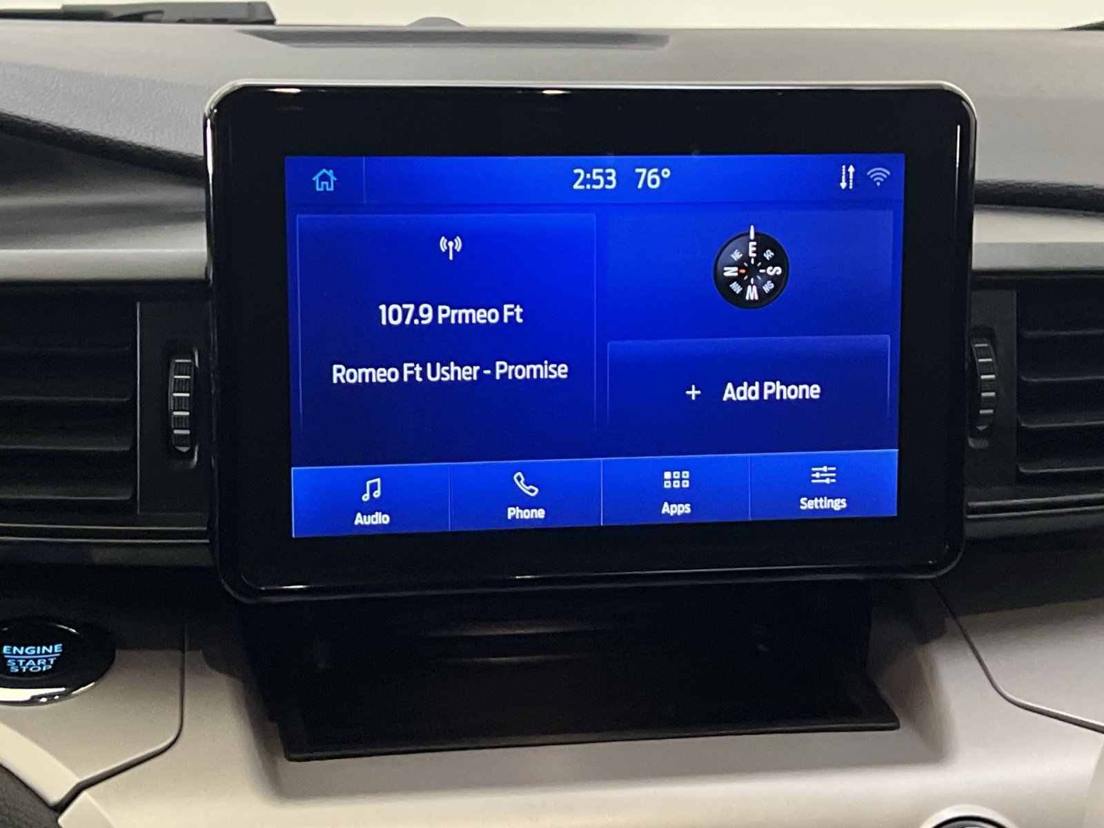 Used 2023 Ford Explorer XLT AWD/4WD image 19