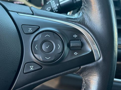 Used 2021 Buick Enclave Avenir AWD/4WD image 22