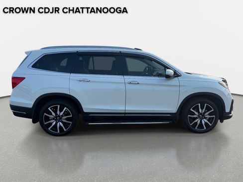 Used 2019 Honda Pilot Touring image 6
