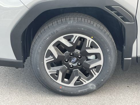 Used 2026 Subaru Forester Premium AWD/4WD image 10