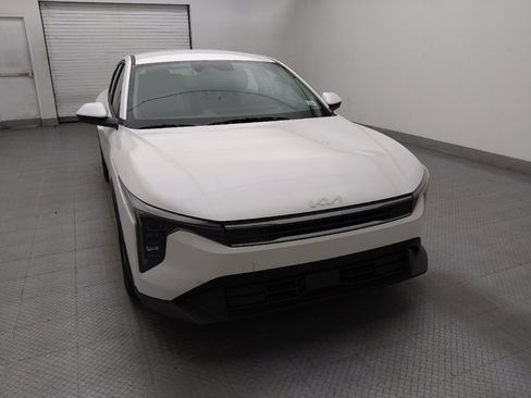 Used 2025 Kia K4 FWD image 14