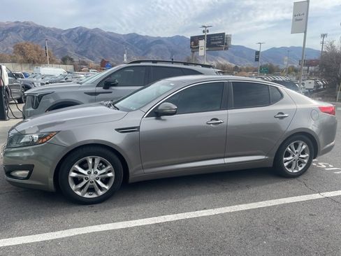 Used 2013 Kia Optima EX image 2