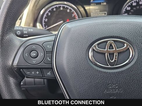 Used 2019 Toyota Camry LE FWD image 23