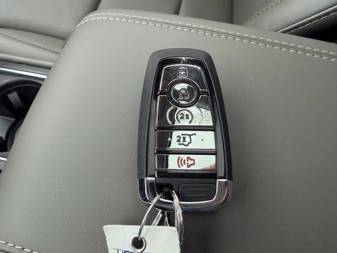 New 2026 Lincoln Corsair Grand Touring image 36