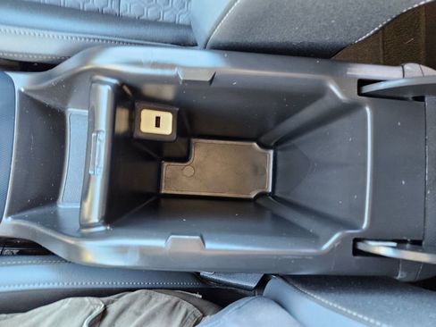 Used 2018 Chevrolet Colorado Z71 image 17